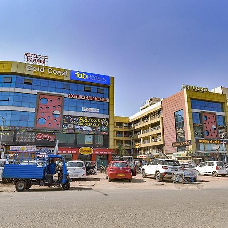 Fabexpress Canada Ahmedabad Buitenkant foto