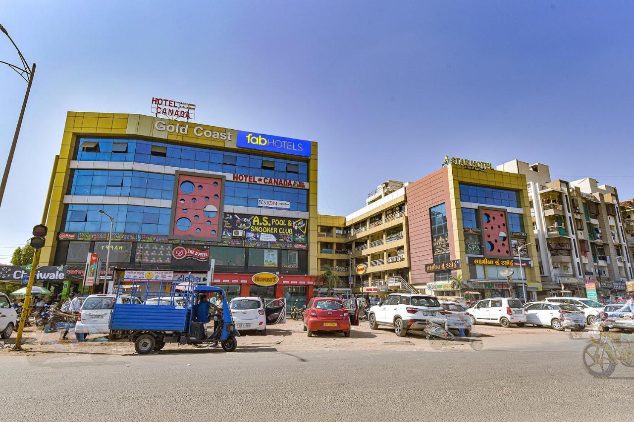 Fabexpress Canada Ahmedabad Buitenkant foto